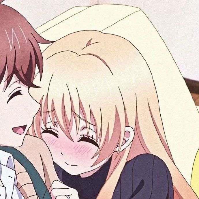 你是黑夜里的星火·动漫情侣天生一对头像图片