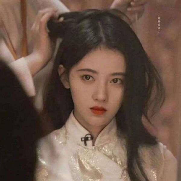 你比春风还甜美的真人女生优质头像图片