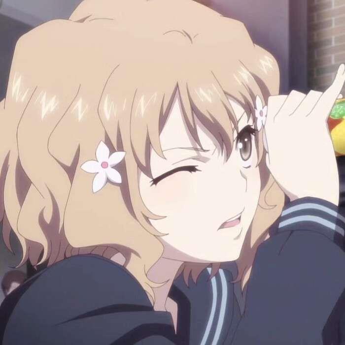 温柔可爱但不是没有脾气的动漫女生头像图片