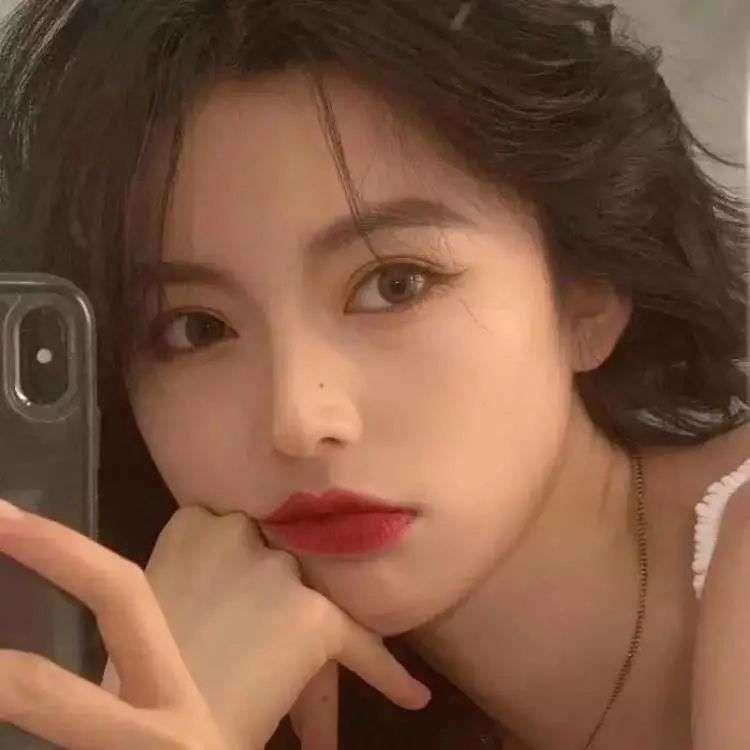 漂亮女生的日常生活头像图片