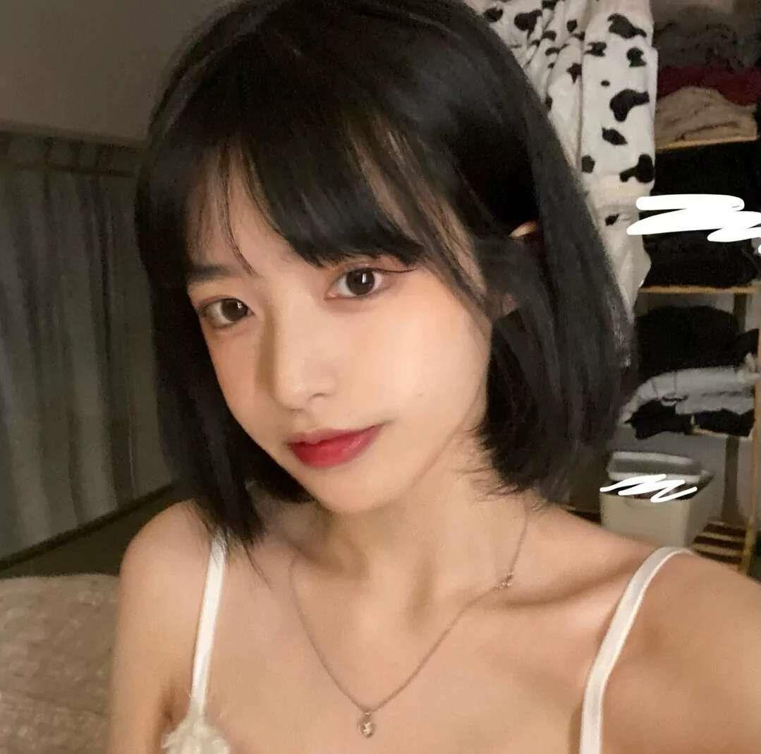 妧汐高级气质女生微信头像图片