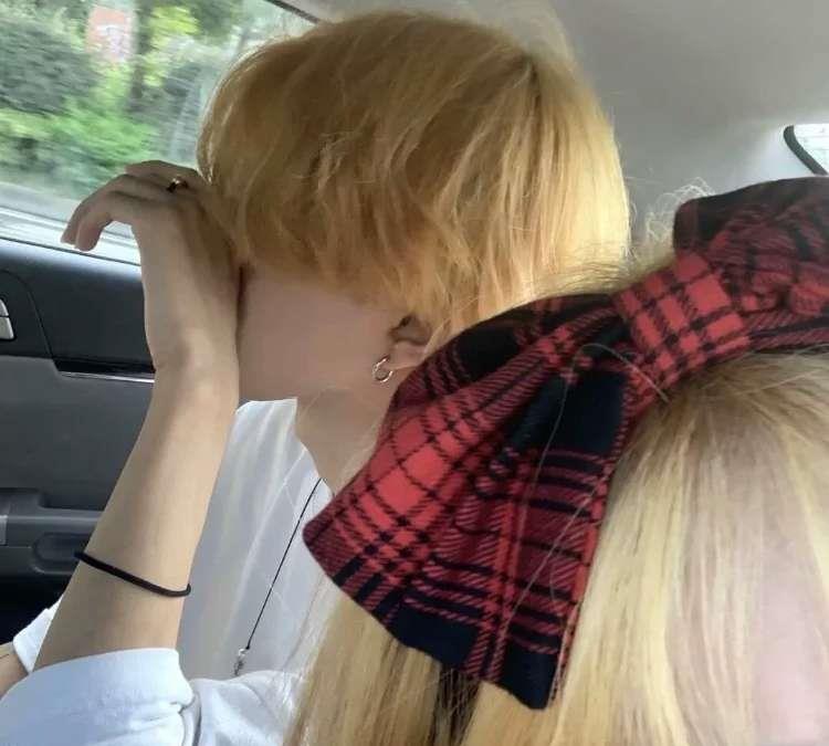 超美真人情侣浪漫头像图片大全