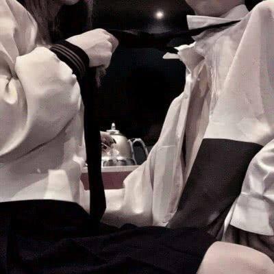 超级污的情侣性感真人qq头像图片