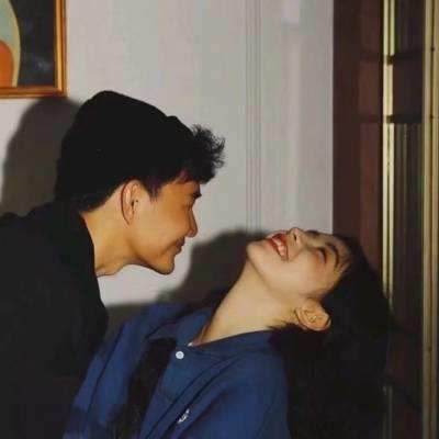 情侣两张一对的甜美高冷个性头像图片