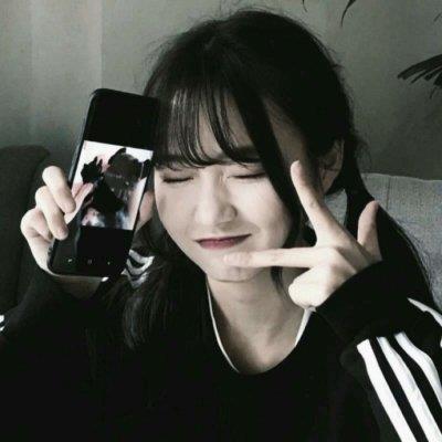 可爱清新小女生好看自拍头像图片