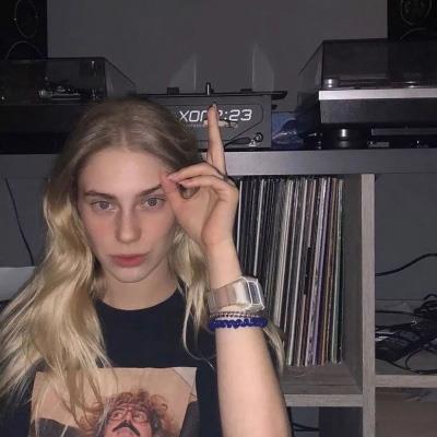 欧美女生高清唯美英伦风格头像图片大全