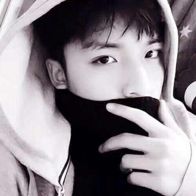 最新情侣黑白系版高冷气质一男一女微信头像图片