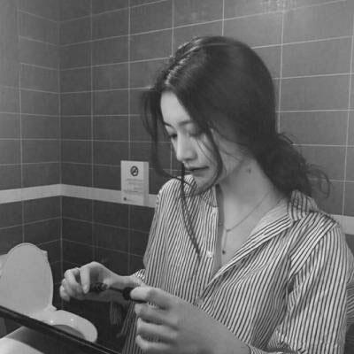 唯美高级气质ins风女生头像图片