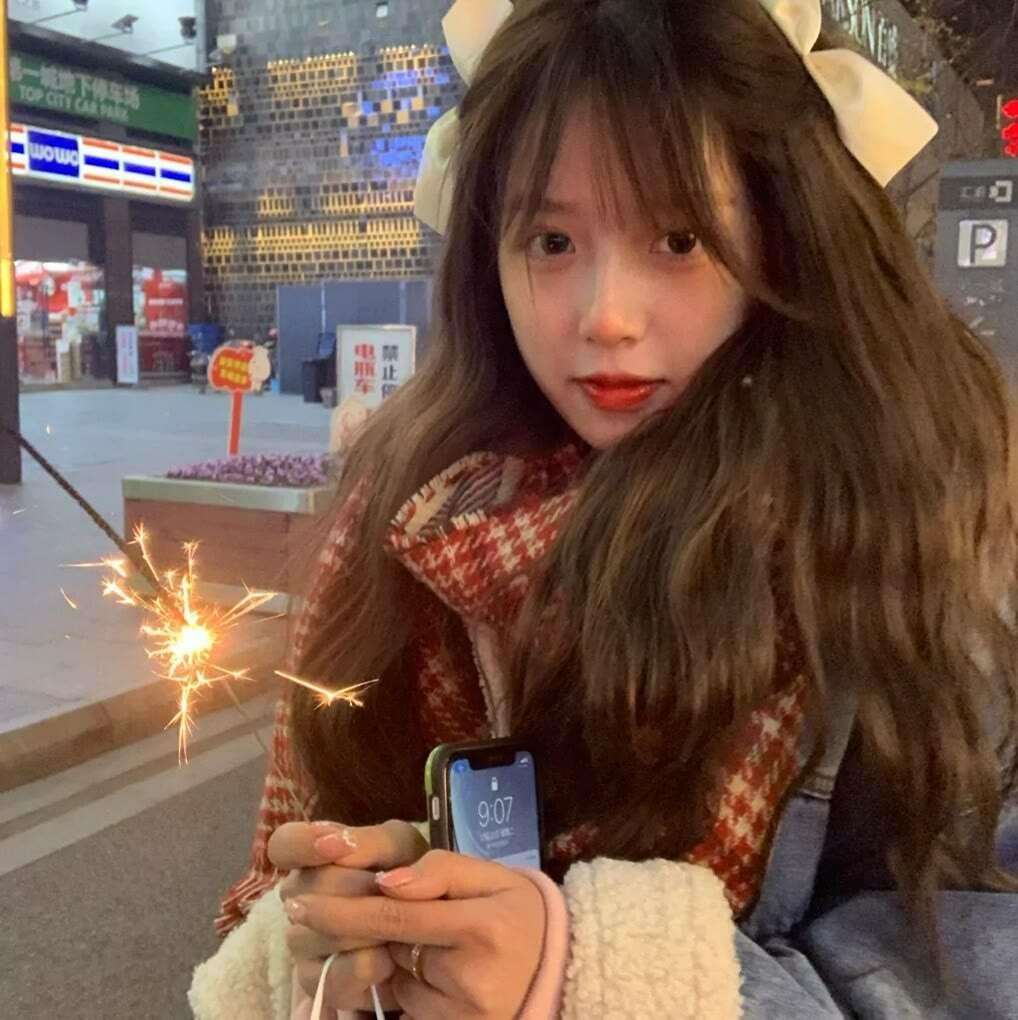 ins精选温柔好看的女生真人头像图片