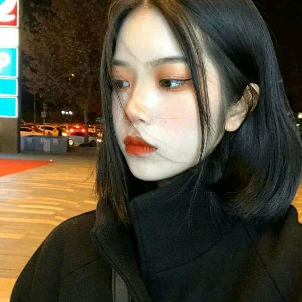 最火气质高冷女生微信头像图片