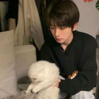 日常帅气加倍的真人男生精选头像图片