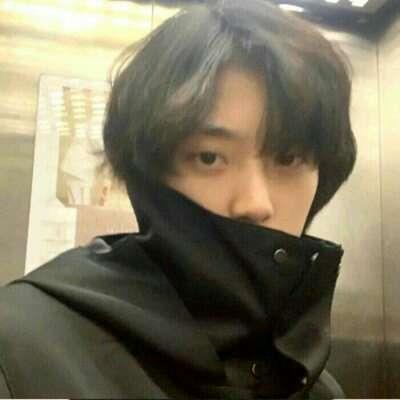 日常帅气加倍的真人男生精选头像图片