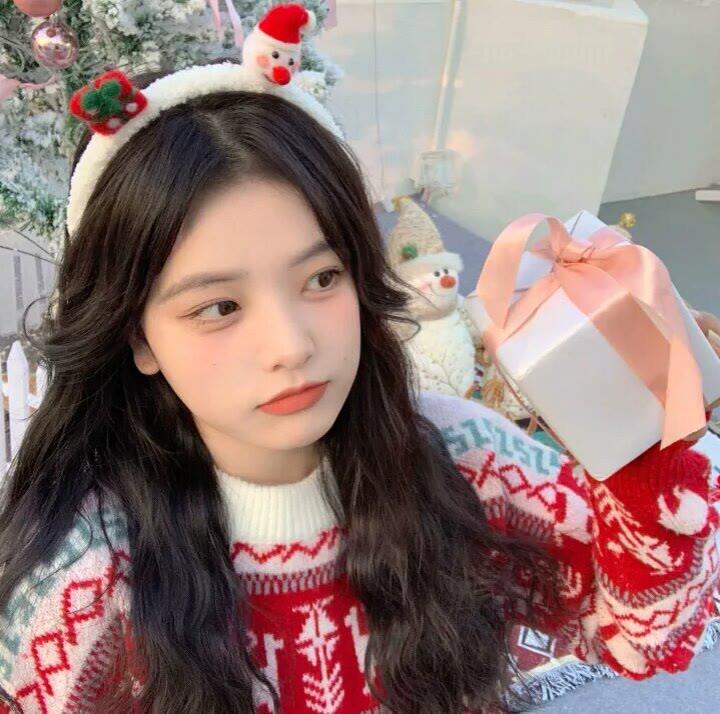 2021圣诞专属可爱真人&动漫女生头像图片