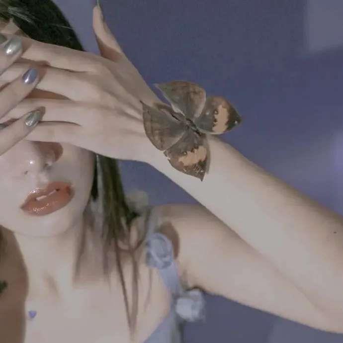 林七愿复古仙气迷人的微信高清头像图片