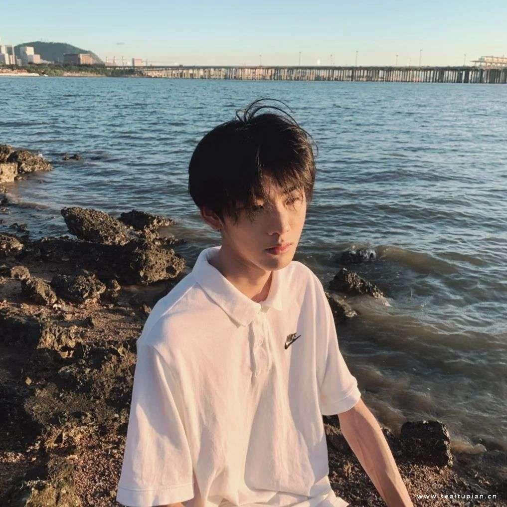 一如既往 万事胜意·男生小众ins风头像大全