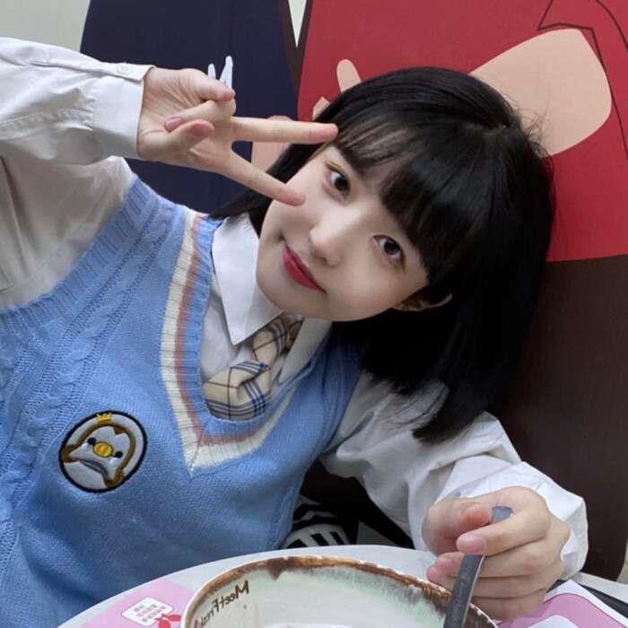 冬日专属ins森系温柔女生头像图片