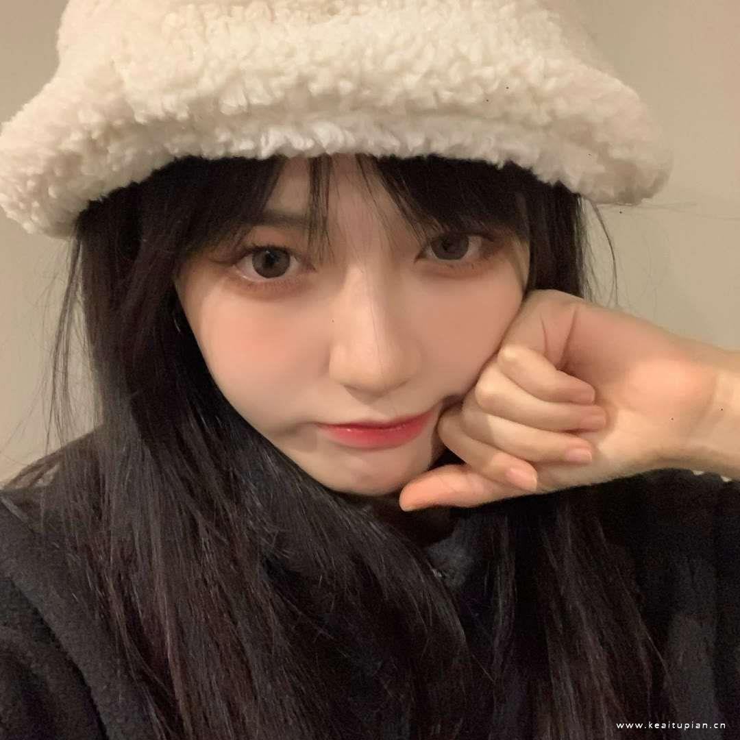 超美女生气质微信头像图片