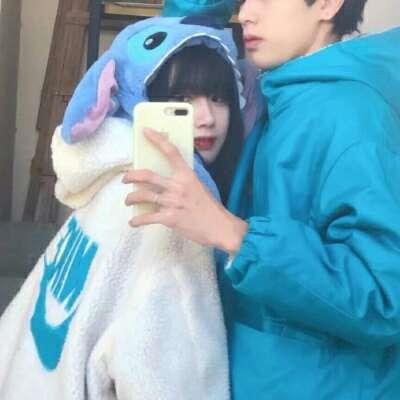 2021最新ins风情侣真人头像大全