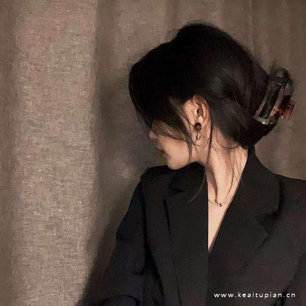 太黏人的小朋友会被丢掉·清纯女生头像