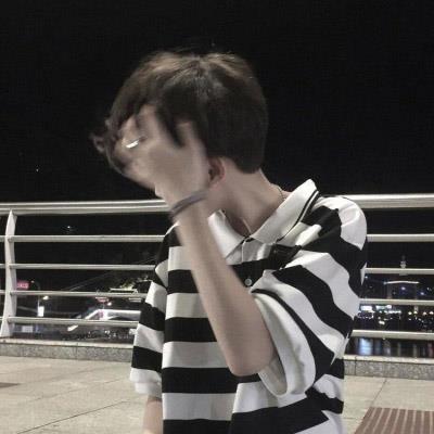 2021清秀帅气的男生高冷拽酷头像图片