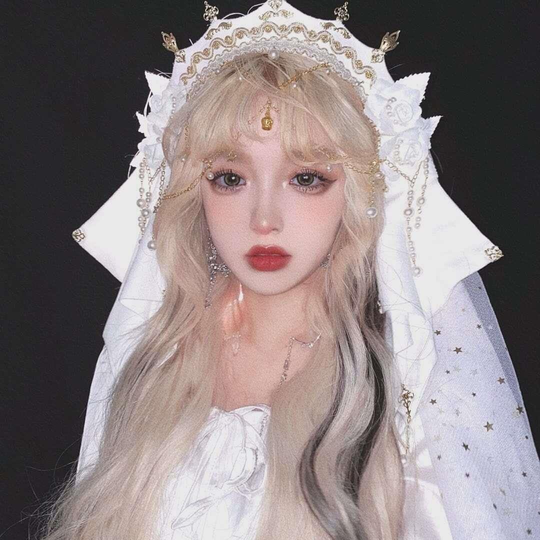 风格迥异漂亮一致的女生ins个性头像图片