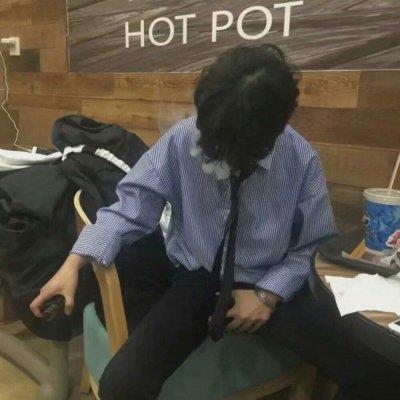 个性潮范男生伤感颓废头像图片