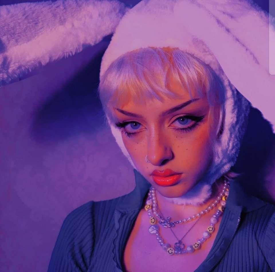 欧美风甜酷女孩精致头像大全