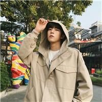 清新文艺的森系真人帅哥头像图片