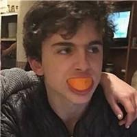 复古风格的欧美少年真人帅哥头像图片