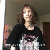 短发也好看的时尚个性美女真人头像图片