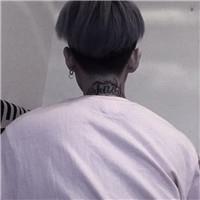 今日份超酷男生背影图片忧郁气质简约头像