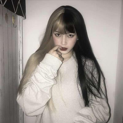 微博女生自拍时尚好看优质头像图片