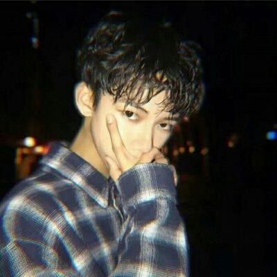 帅气男生侧颜霸气微信经典头像图片