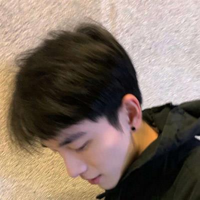 帅气男生侧颜霸气微信经典头像图片