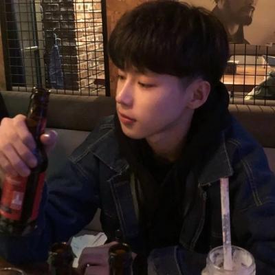 帅气男生侧颜霸气微信经典头像图片