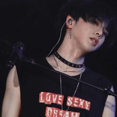 高清帅气男星华晨宇精选真人头像图片