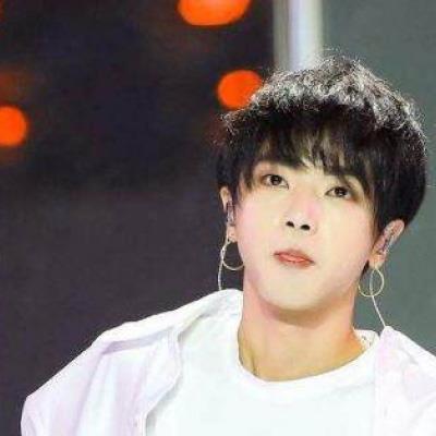 高清帅气男星华晨宇精选真人头像图片