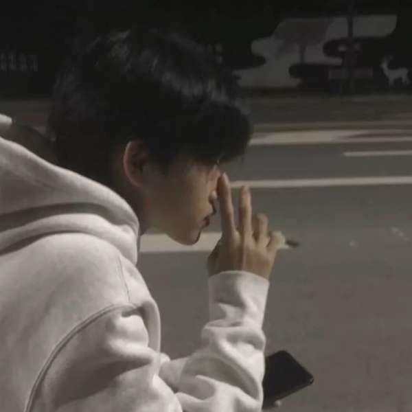 让人疯狂心动的男生帅气迷人头像图片