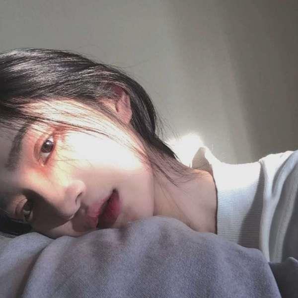 好看的真人女生·不露脸女生头像图片