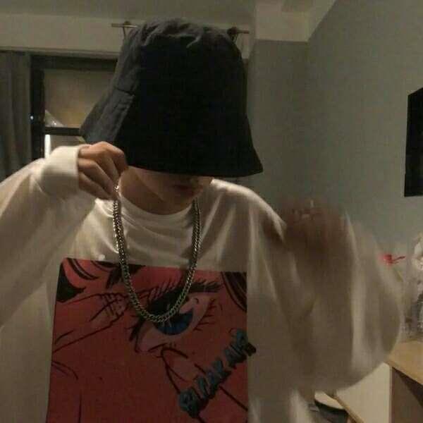 个性冷漠男生精选高冷头像图片