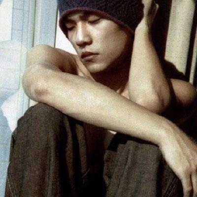 周杰伦经典帅气微信头像图片大全