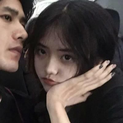 傲娇情侣相视一笑的狗粮头像图片大全