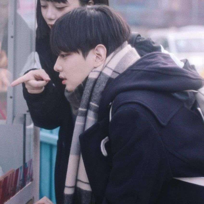 十二月最新情侣专用个性微信头像大全