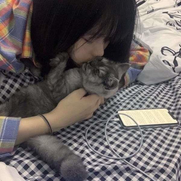 有点可爱有点帅的高冷女生好看头像图片