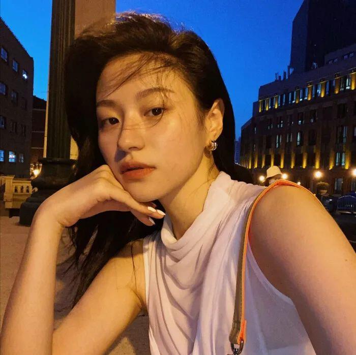 优质经典好看女生高清头像图片大全