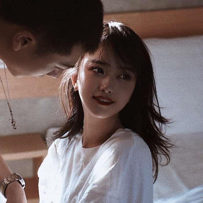 ins真人情头一对两张唯美恩爱情侣头像图片