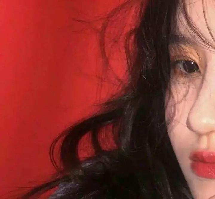 古风·复古·时尚红色系女生真人头像图片