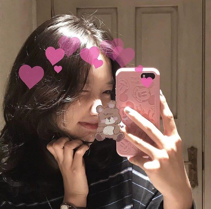 可爱的娃娃脸女生俏皮长不大小表情头像图片