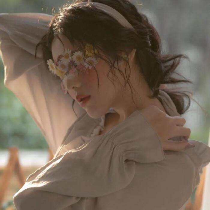 法式高级公主梦幻唯美女生头像图片