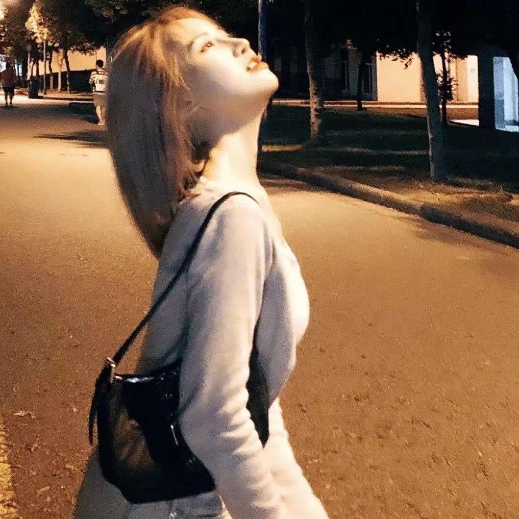 个性经典性感女生真人头像图片